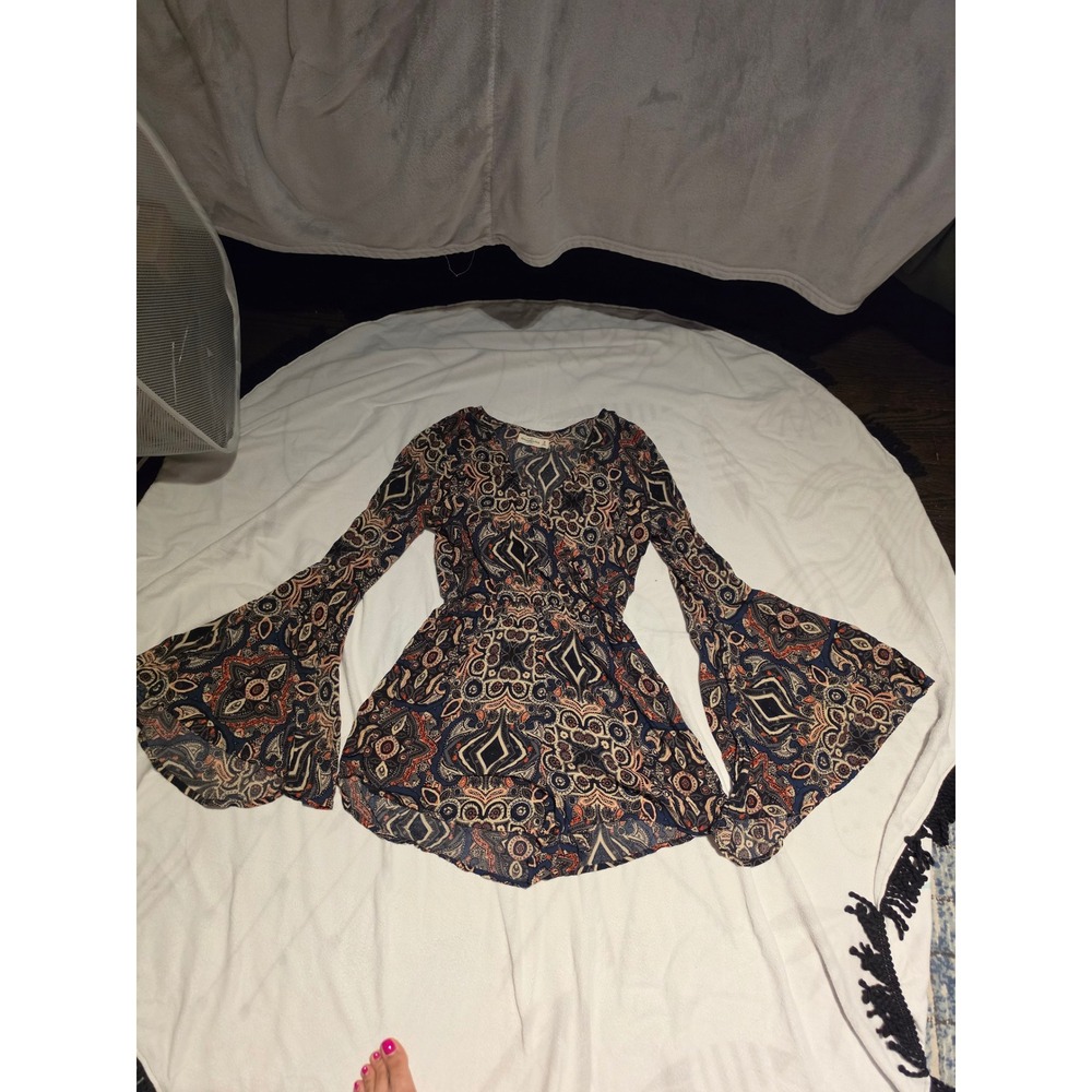 Abercrombie & Fitch Blue Orange Paisley Bell Sleeve Romper Boho V-Neck Size M